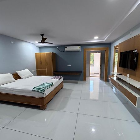 Yanam Resorts Buitenkant foto