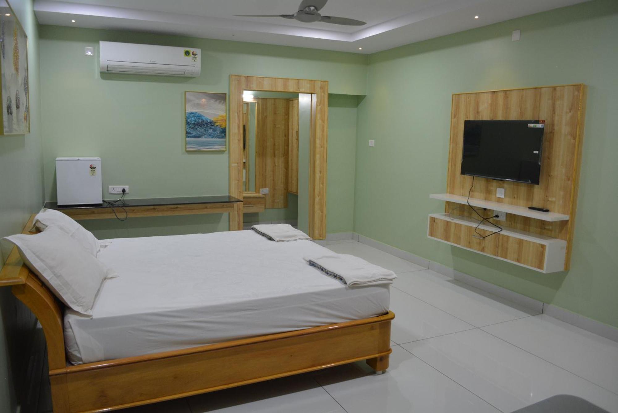 Yanam Resorts Buitenkant foto
